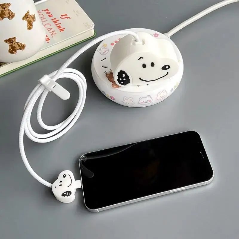 Snoopy USB Cable Protector Case for iPhone iPad 18/20W Charger Winder