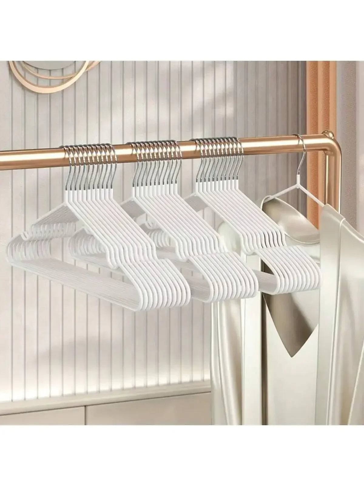 10pcs Metal Traceless No Slip Clothes Hangers Space Saver